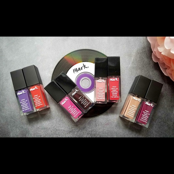 Mark Pout Vinyl Lip Paint - Picture 6 of 7